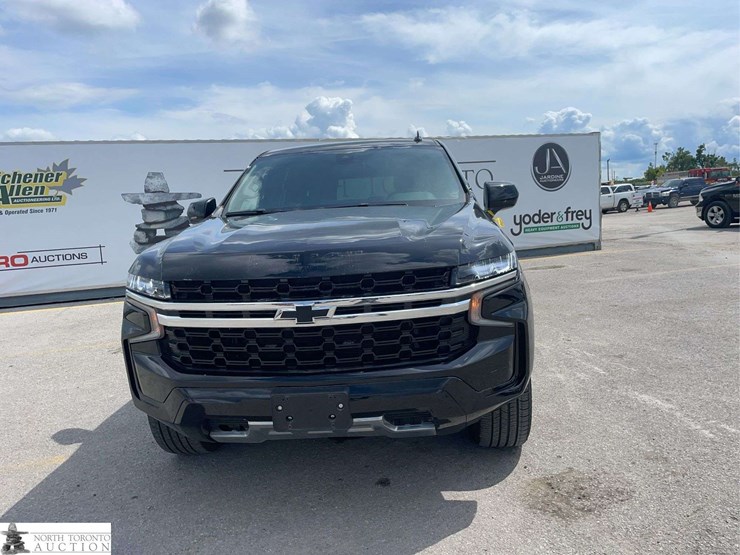 2021-chevrolet-tahoe-image-2