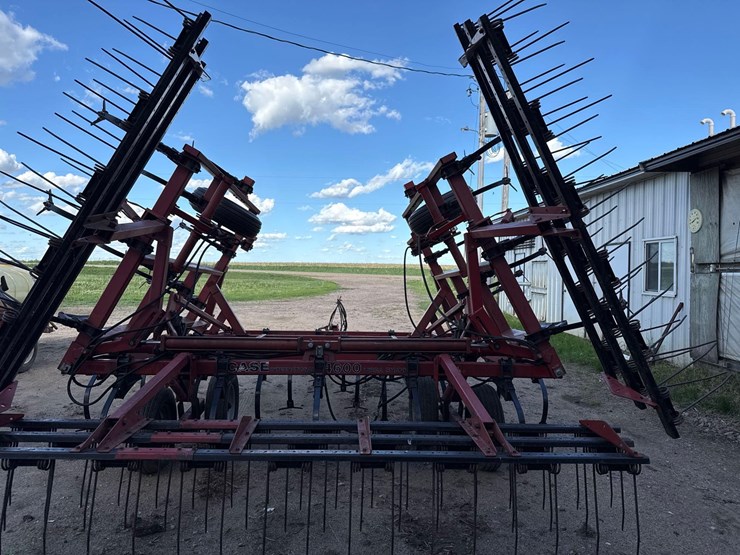 case-ih-4600-image-24