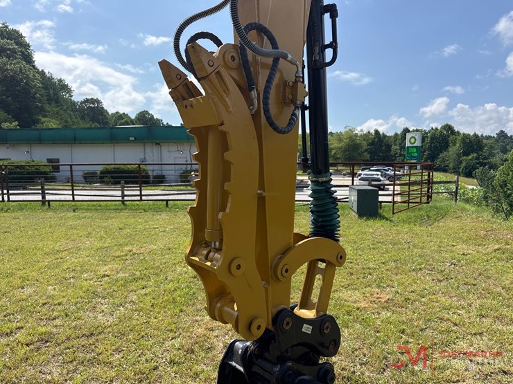 caterpillar-305.5e2-image-13