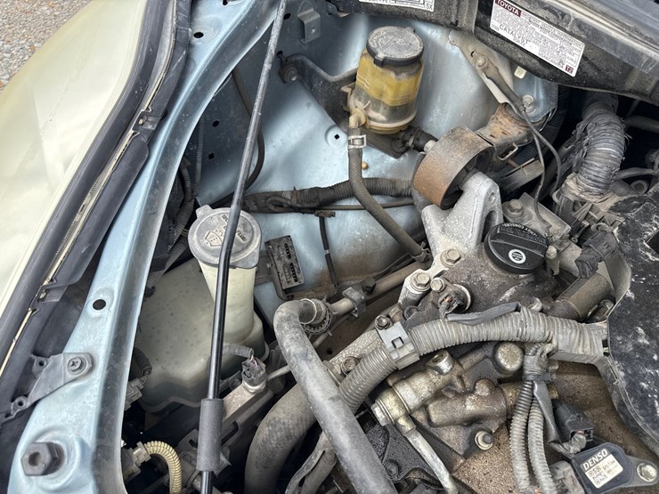2009-toyota-sienna-image-32