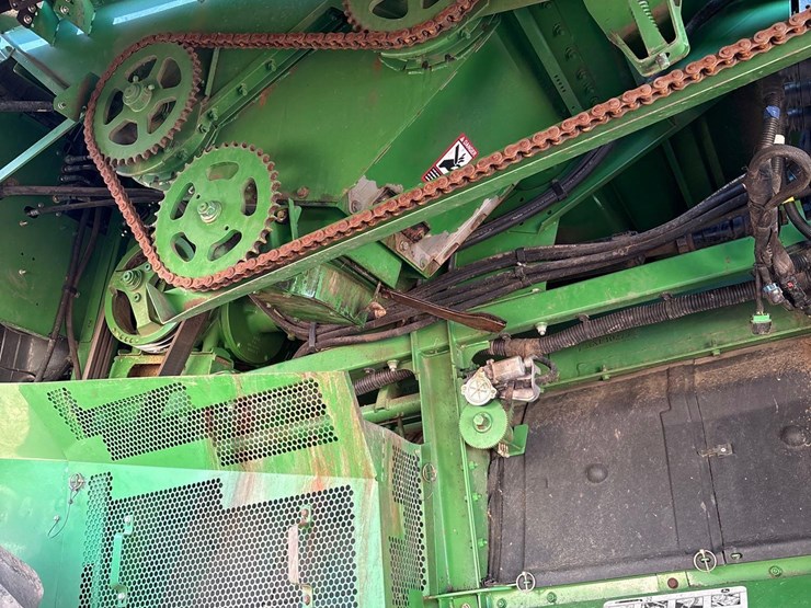 2012-john-deere-s680-image-64