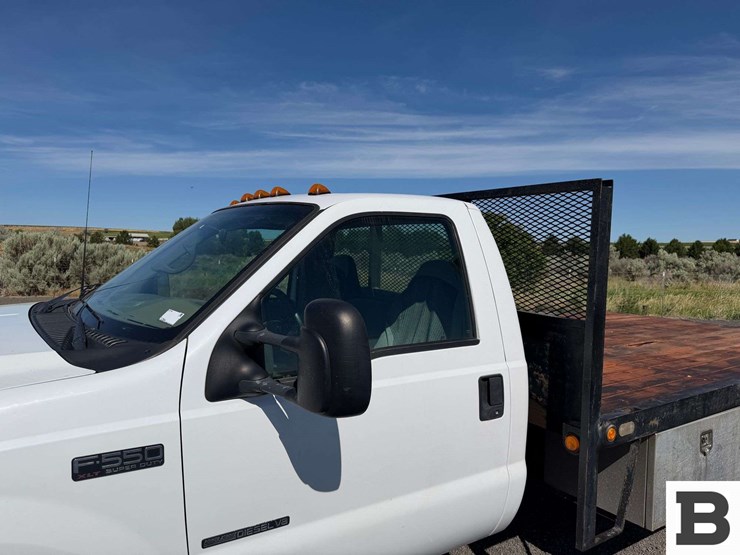 2002-ford-f550-image-14