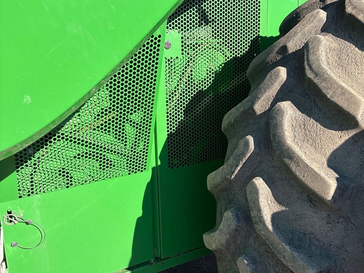 2012-john-deere-s680-image-38