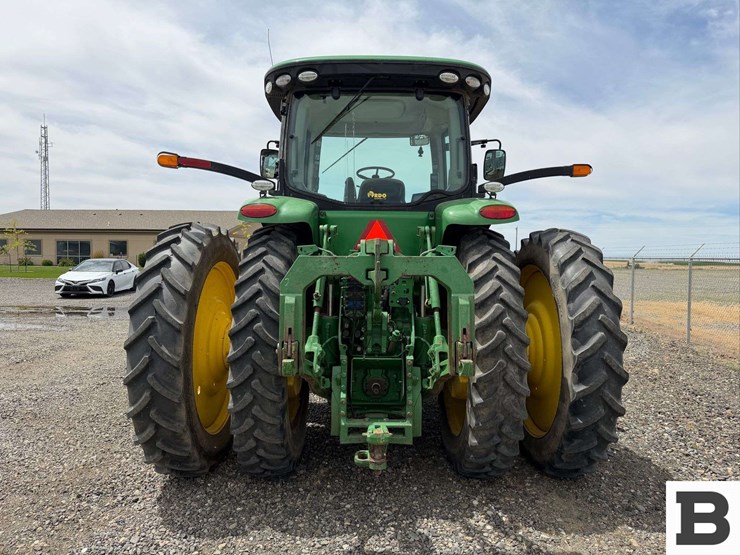 2014-john-deere-8345r-image-5