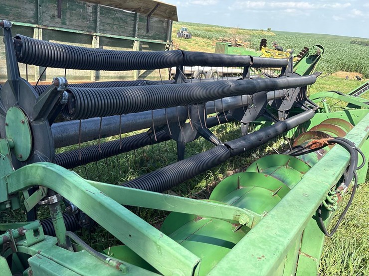 john-deere-215-image-16