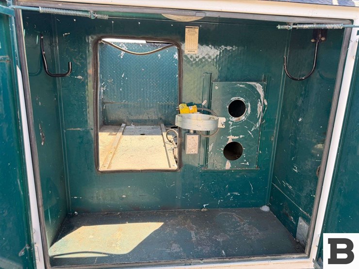 2003-international-durastar-4200-image-36