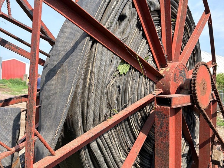 manure-hose-reel-cart-&-hose-image-15