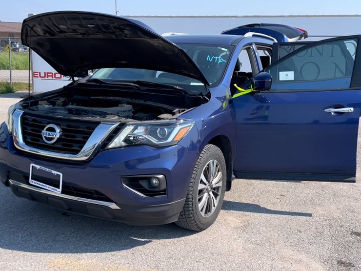 2017-nissan-pathfinder-image-9