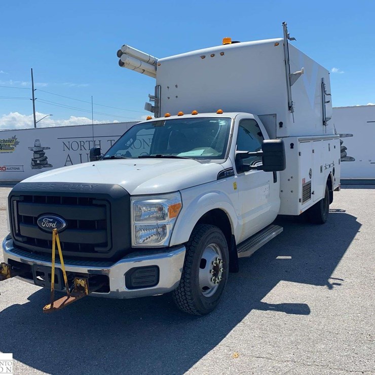 2013 FORD F350