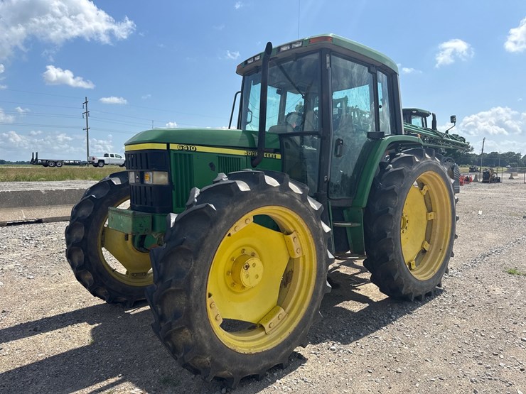 1993-john-deere-6400-image-1