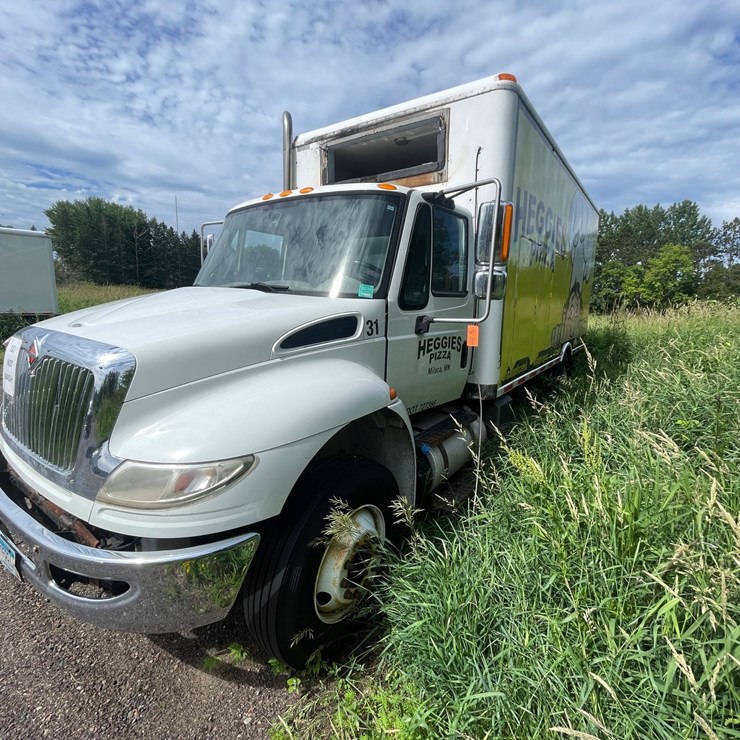 2017 INTERNATIONAL DURASTAR 4400