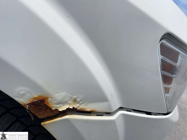 2012-dodge-journey-image-28