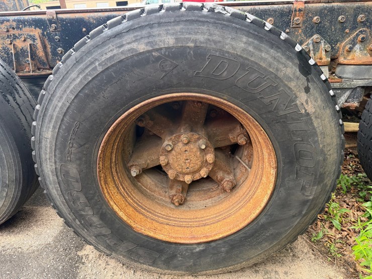 ford-f700-image-15