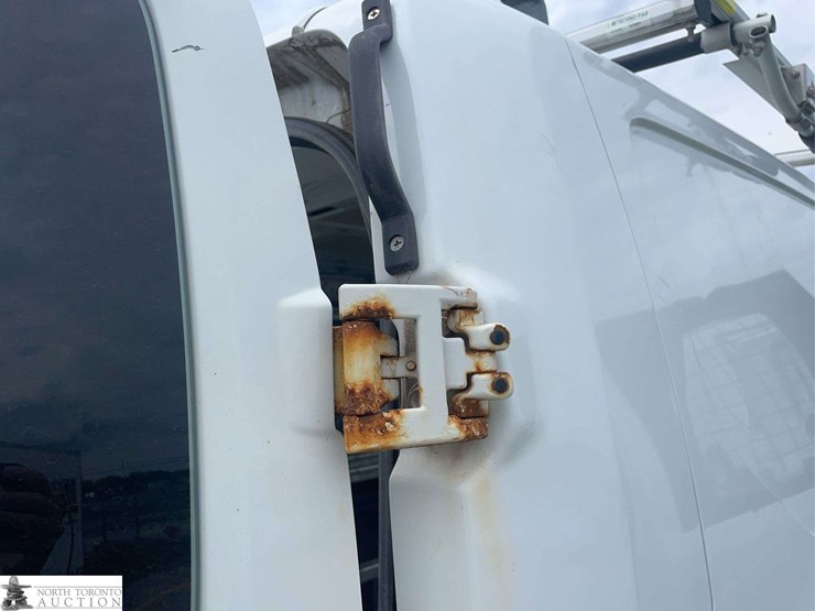 2017-ford-transit-image-25