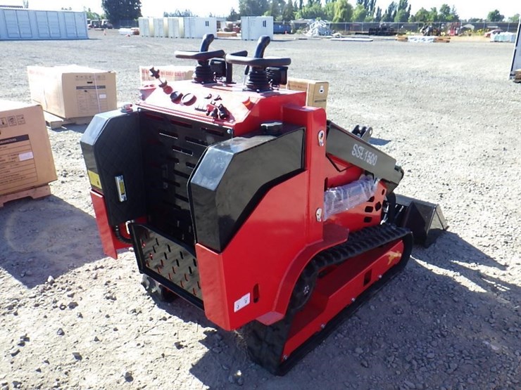 2026-sdlanch-ssl1500-skid-steer-tracked-loader-image-3