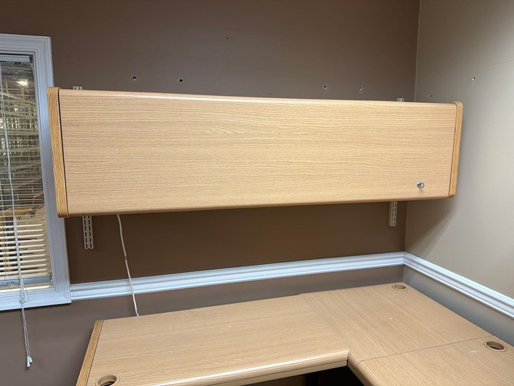 90”-x-98”-desk-image-4