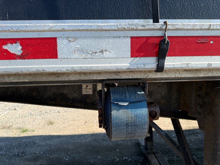2016-fontaine-flat-bed-trailer-image-24