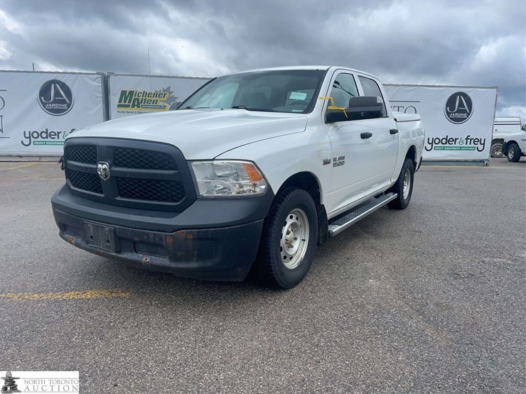2016-dodge-1500-image-1