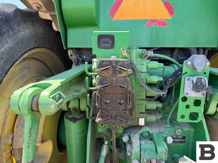 2007-john-deere-8330-image-29