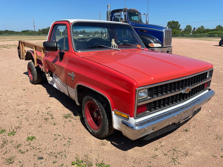 1981-chevrolet-c10-image-2