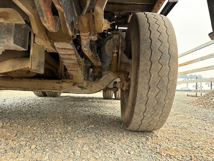 2009-caterpillar-c7-image-39
