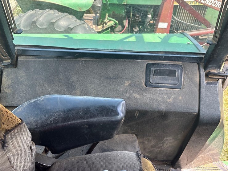 john-deere-4030-image-37