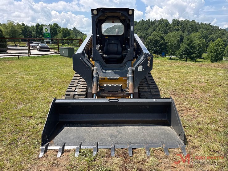2023-deere-331g-image-7