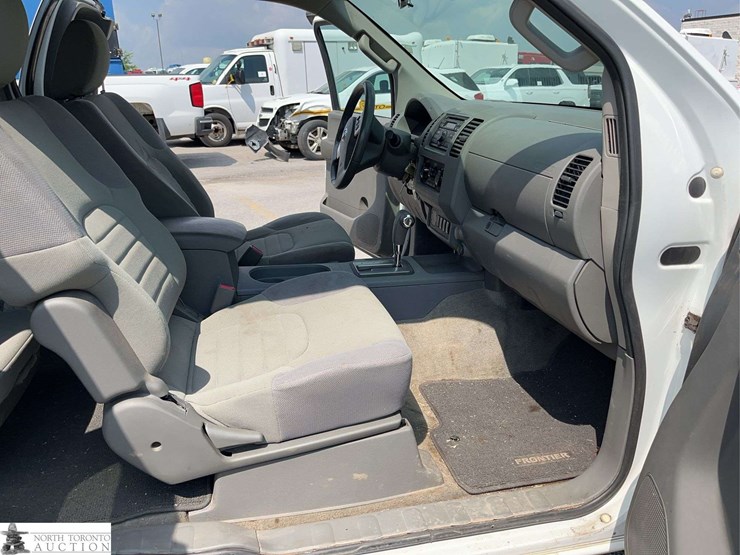 2013-nissan-frontier-image-20