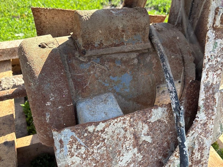 electric-cement-mixer-image-7