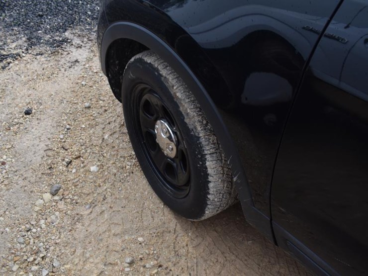 2018-ford-explorer-image-8