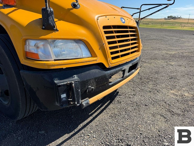 2013-blue-bird-bb-conventional-school-bus-image-9