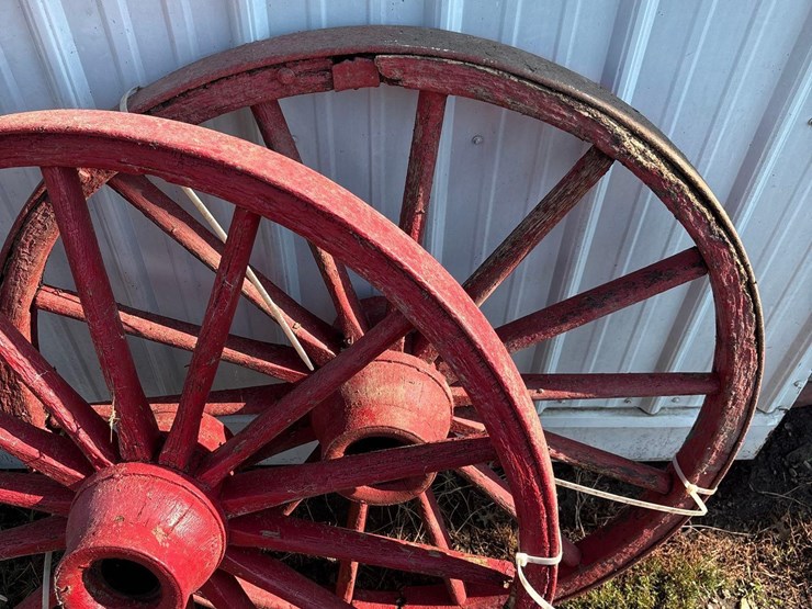 wood-wagon-wheels-image-3