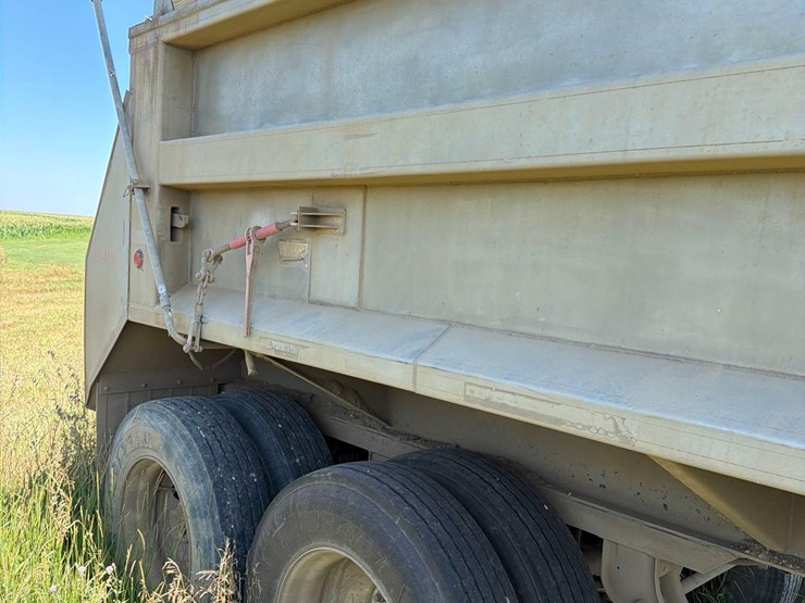 2006-converto-27ft-semi-end-dump-silage-trailer-image-24