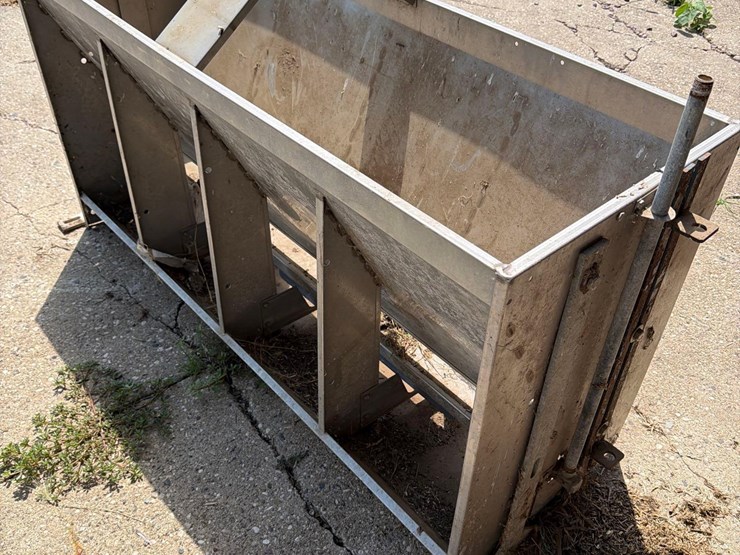 stainless-hog-feeder-image-5