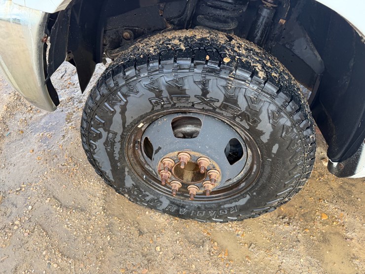 2014-dodge-3500-image-8