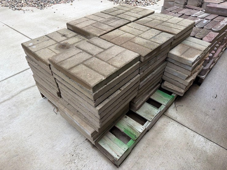 pallet-of-pavers-image-3