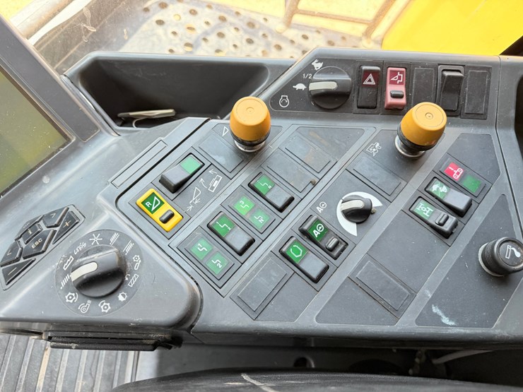 lexion-575r-image-148