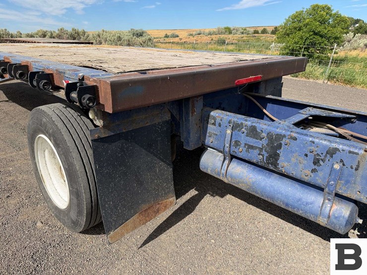 1974-utility-flatbed-image-18