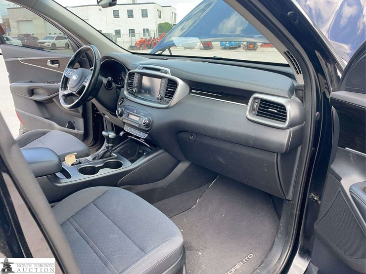 2019-kia-sorento-image-18