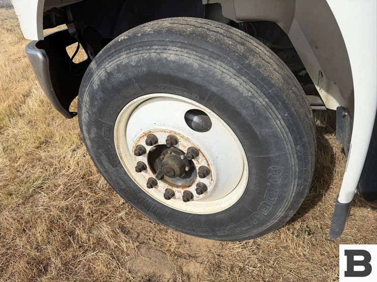 2005-international-durastar-4400-image-11
