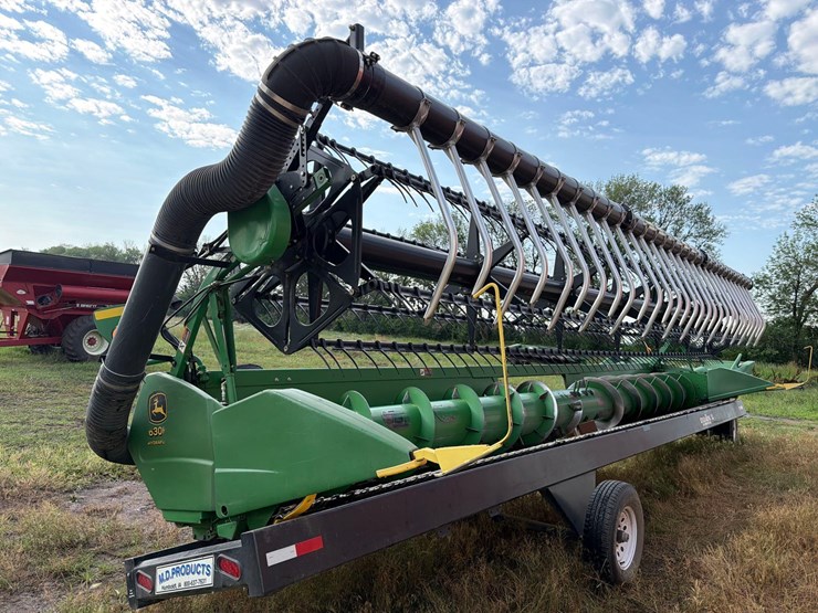 john-deere-630f-image-4