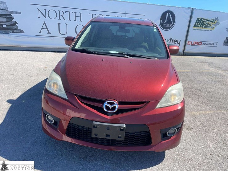 2009-mazda-mazda5-image-2