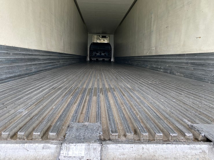 2005-utility-3000r-reefer-image-13