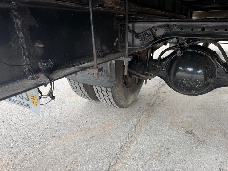 ford-f700-image-29