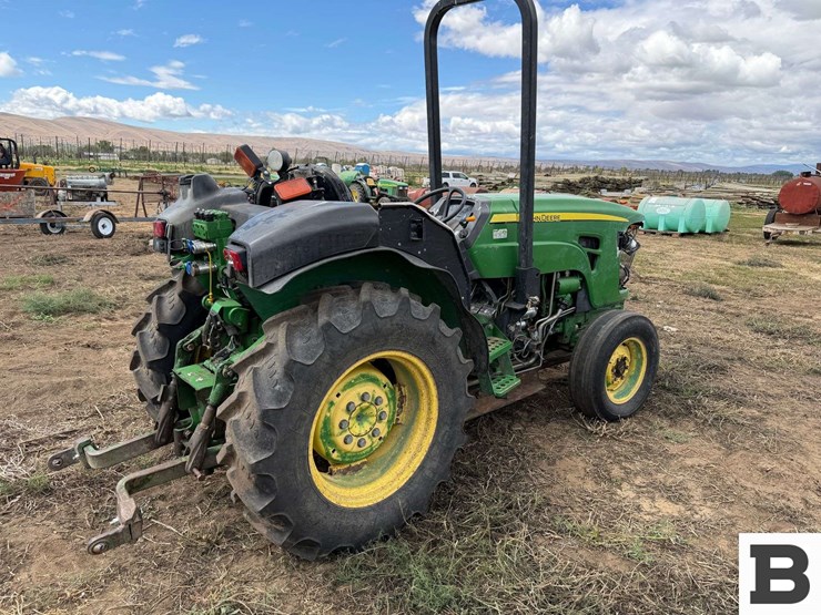 2009-john-deere-5101en-image-6