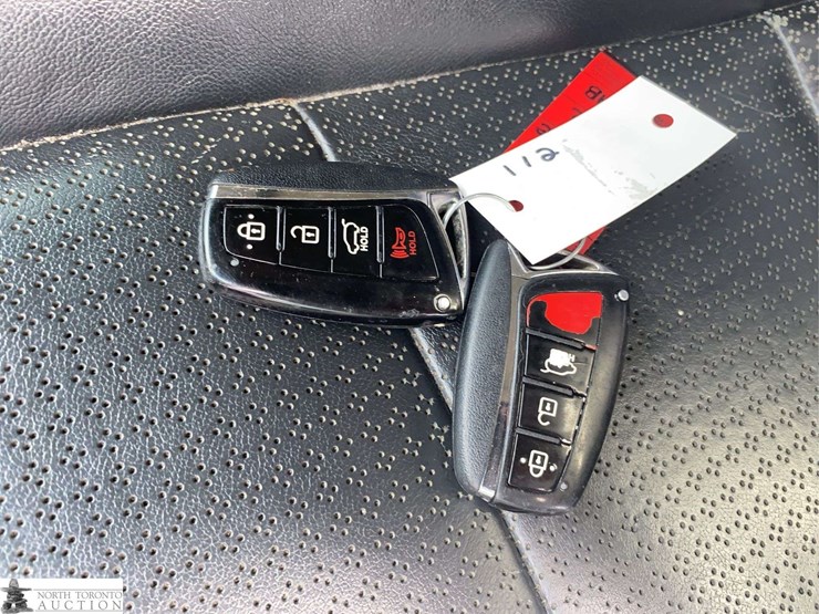 2013-hyundai-santa-fe-image-12