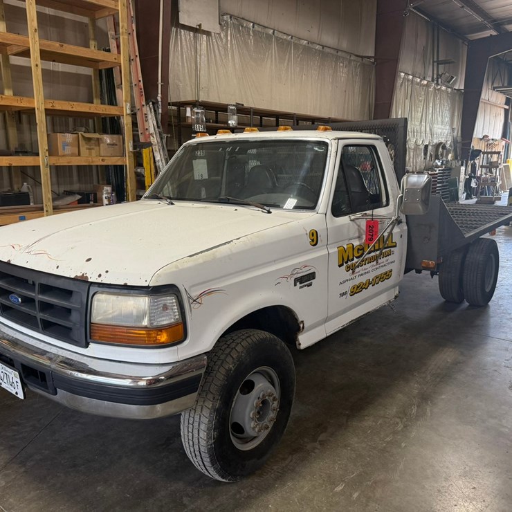 #2079 • 1997 Ford Super Duty Flatbed Truck