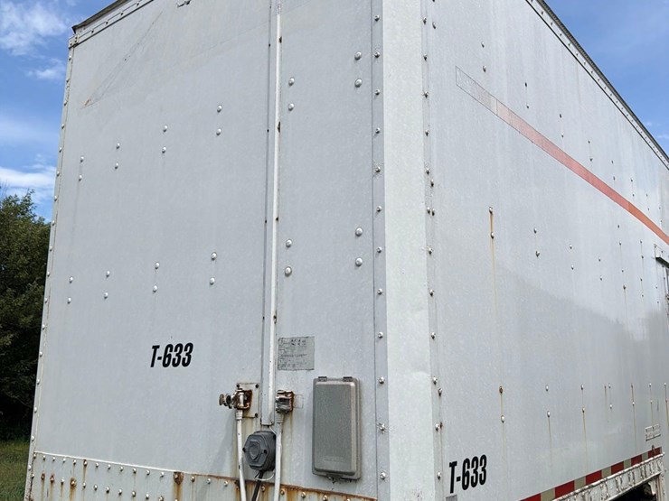 wabash-28ft-semi-van/spray-trailer-image-13