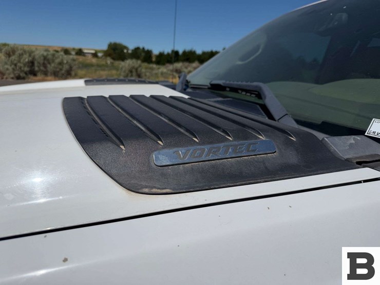 2013-chevrolet-silverado-3500-image-10