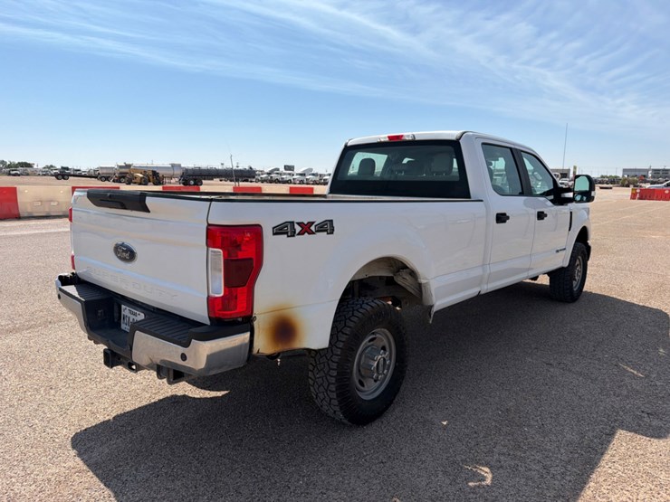 2019-ford-f350-image-4